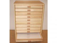 Kabinet met 10 insectendozen 40x50cm.